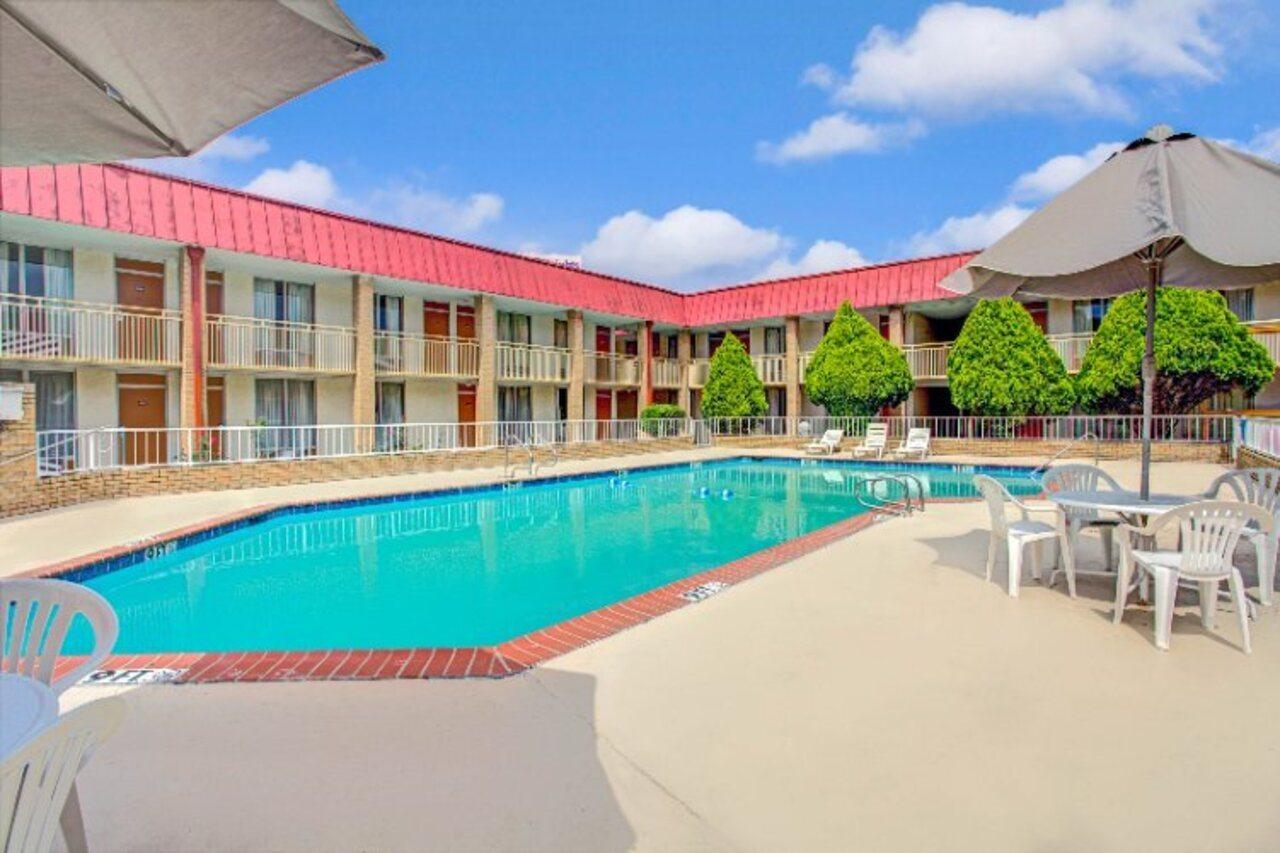 Knights Inn Memphis Airport Extérieur photo