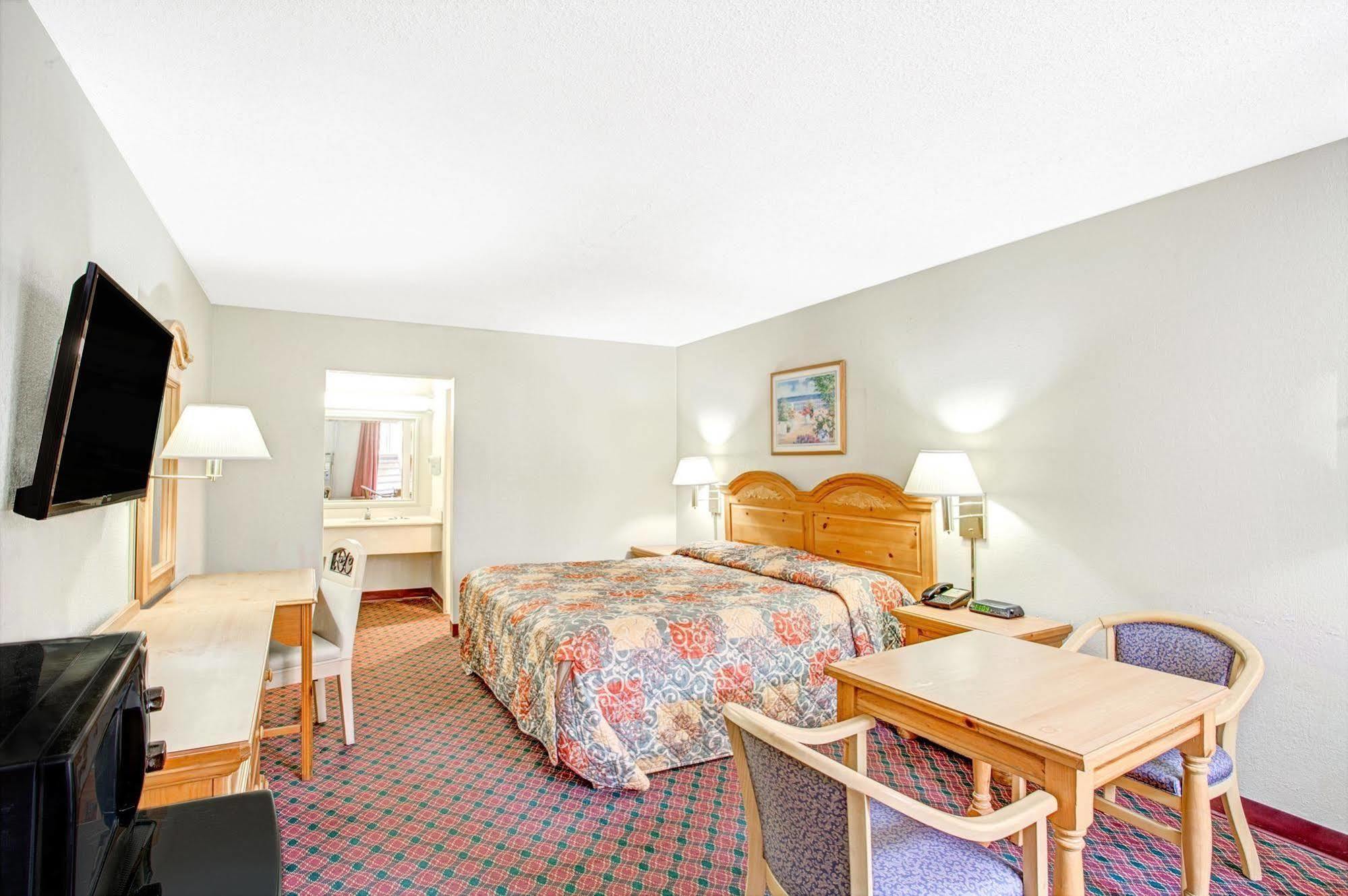Knights Inn Memphis Airport Extérieur photo